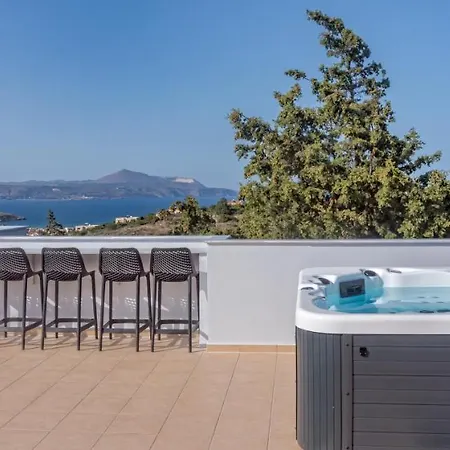 Yolo * Almyrida (Crete)