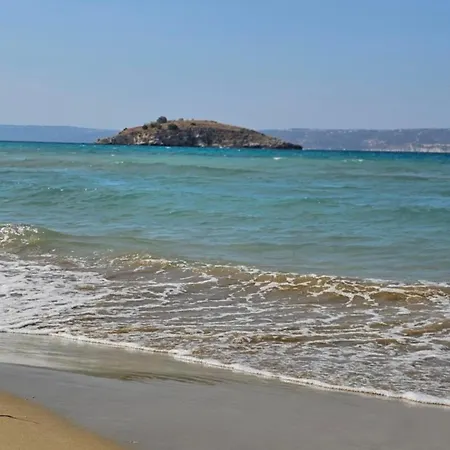 Yolo Βίλα Αλμυρίδα